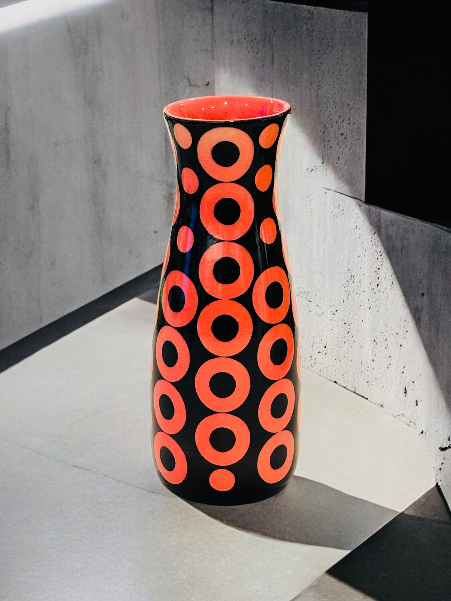 Circle Bud Vase - Strawberry