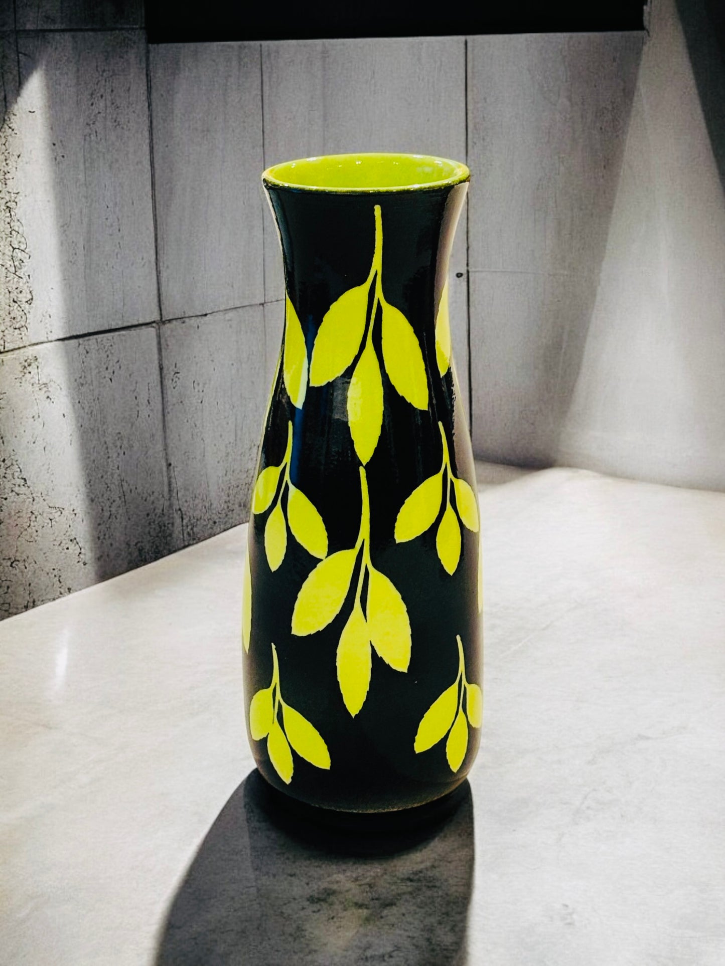 Leaf Bud Vase - Lime