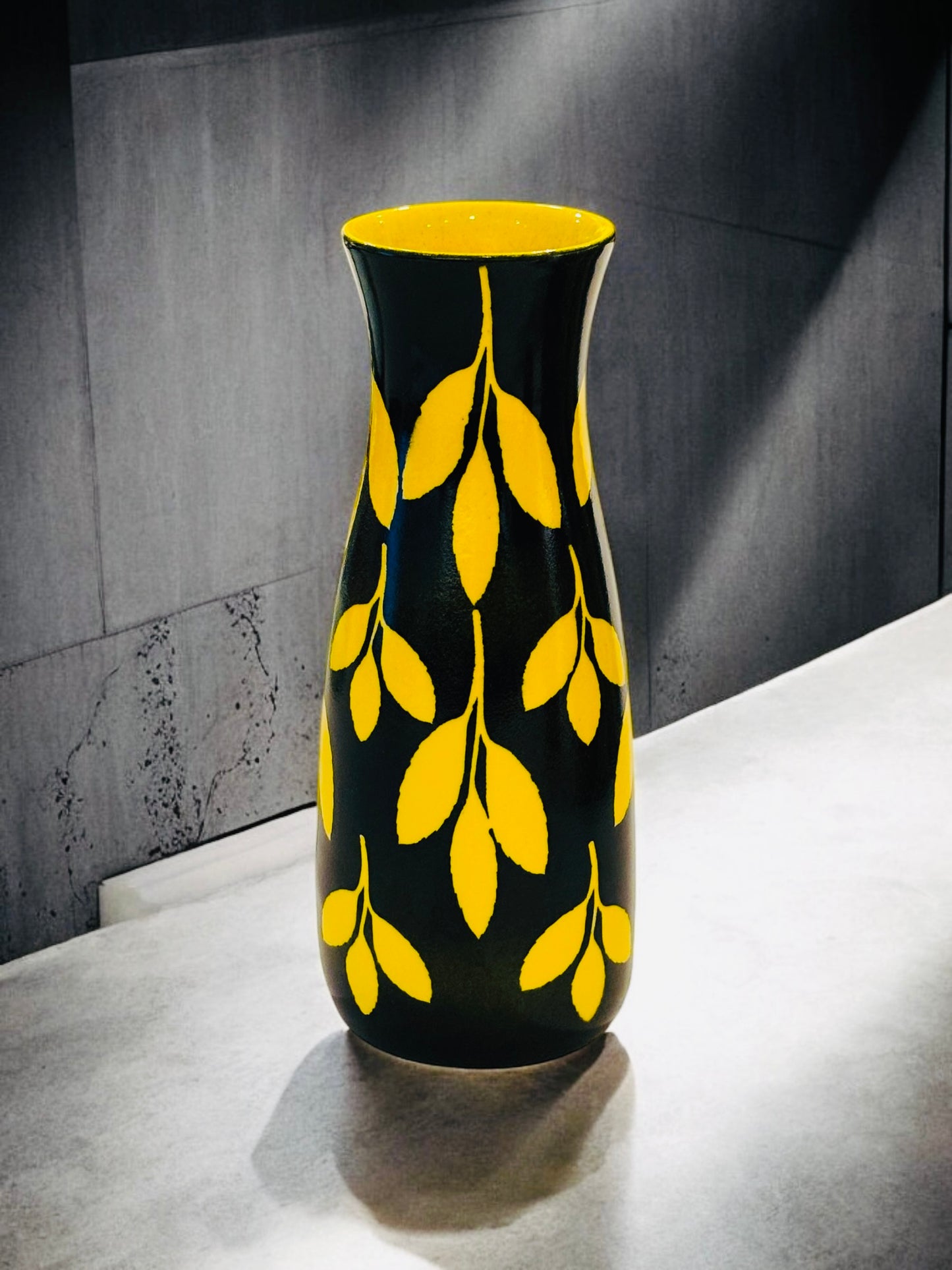 Leaf Bud Vase - Lemon