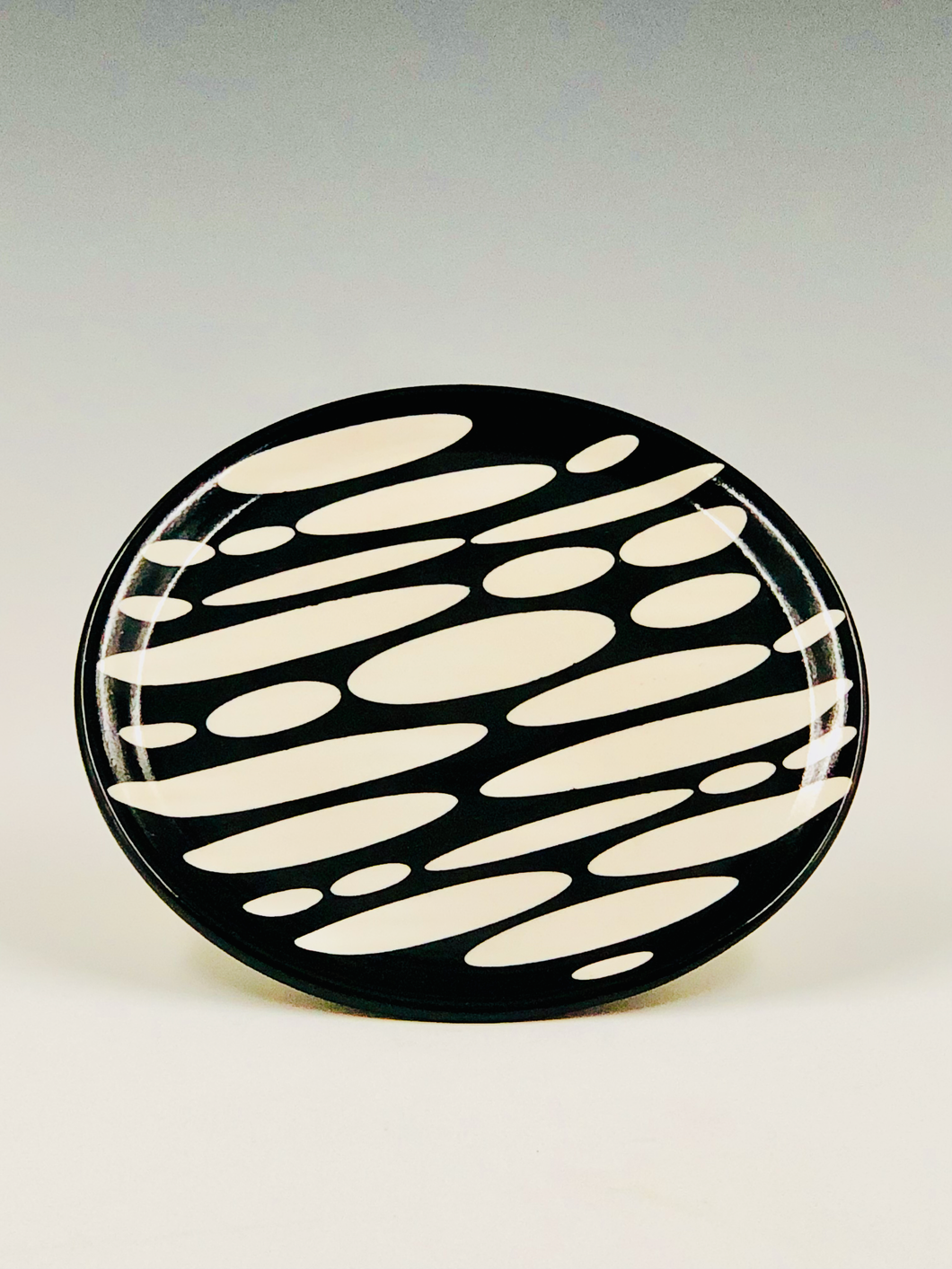 ColorBlast Tea Plate - Oval Movement