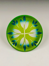 Load image into Gallery viewer, Colorblast Dessert Plate - Green Leaf
